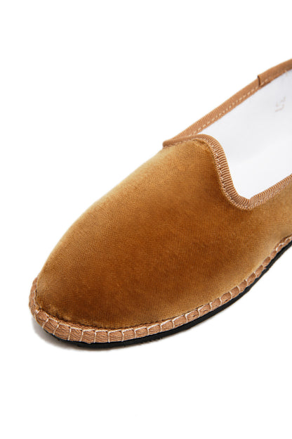 Rialto Velvet Women Hazelnut