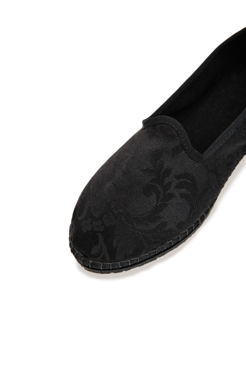 Rialto Damask Woman Black